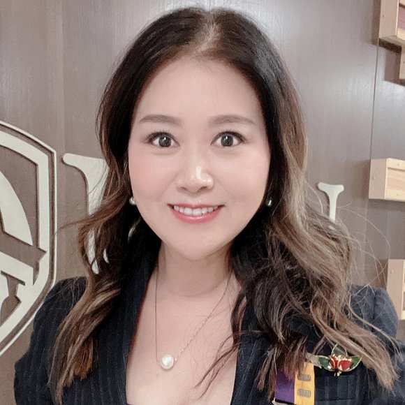 Meet your Posher, Giuliana - Picture 1 of 1